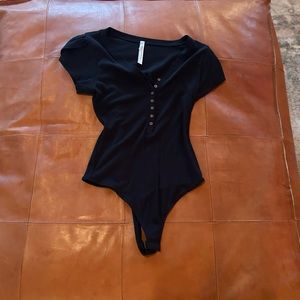 Free people button body suit - NEVER WORN